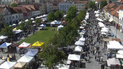 Husovo náměstí