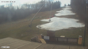 Lyžařský areál Polička - Liboháj - Sjezdovka - 7.12.2025 v 08:45 Lyžařský areál Polička - Liboháj - Sjezdovka - 7.12.2025 v 08:45