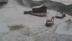 Lyžařská škola a dětské hřiště