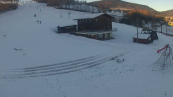 Lyžařská škola a dětské hřiště