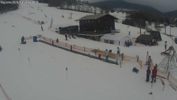 Lyžařská škola a dětské hřiště