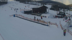 Lyžařská škola a dětské hřiště