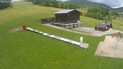 Skischule und Kinderspielplatz