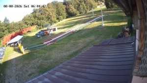 Narciarski ośrodek miasta Meziboří - Wsiadanie na wyciąg - 8.8.2026 v 07:45 Narciarski ośrodek miasta Meziboří - Wsiadanie na wyciąg - 8.8.2026 v 07:45