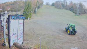 Ski areál Mezihoří Chomutov - Velká sjezdovka - 9.4.2026 v 07:32