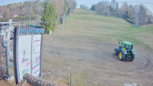 Ski areál Mezihoří Chomutov - Velká sjezdovka - 9.4.2026 v 08:32