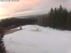 Lyžařský areál Čeřínek - Sjezdovka - 20.12.2025 v 07:45