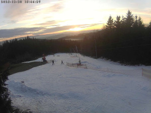 Lyžařský areál Čeřínek - Sjezdovka - 20.12.2025 v 15:45