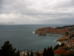 Staré město, přístav