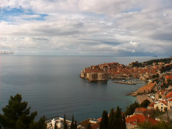 Staré město, přístav