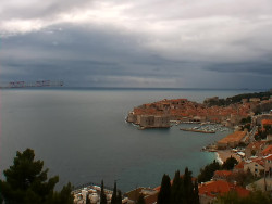 Staré město, přístav