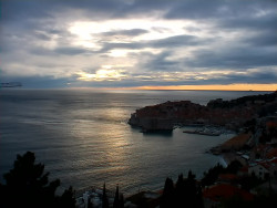 Staré město, přístav