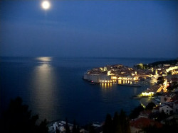 Staré město, přístav