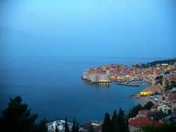 Staré město, přístav