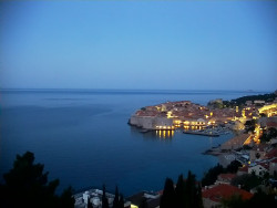 Staré město, přístav