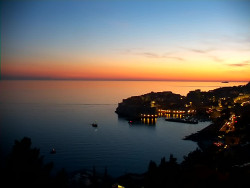 Staré město, přístav