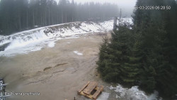 Protržená přehrada