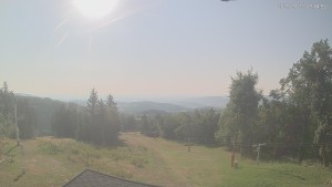 Ski areál Alšovka - Měděnec - Horní část sjezdovek - 31.7.2026 v 08:45 Ski areál Alšovka - Měděnec - Horní část sjezdovek - 31.7.2026 v 08:45