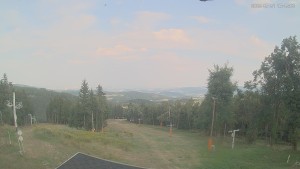 Ski areál Alšovka - Měděnec - Horní část sjezdovek - 31.7.2026 v 17:45 Ski areál Alšovka - Měděnec - Horní část sjezdovek - 31.7.2026 v 17:45