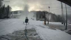 Sjezdovka K Snowparku