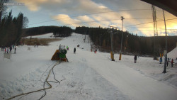 Sjezdovka K Snowparku