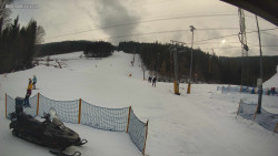 Sjezdovka K Snowparku