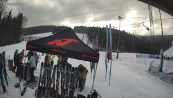 Sjezdovka K Snowparku