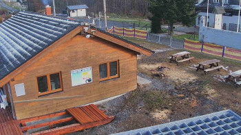 Pujcovna ve Skiareálu na Trojáku