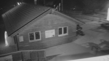 Pujcovna ve Skiareálu na Trojáku