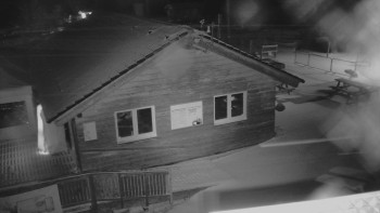 Pujcovna ve Skiareálu na Trojáku